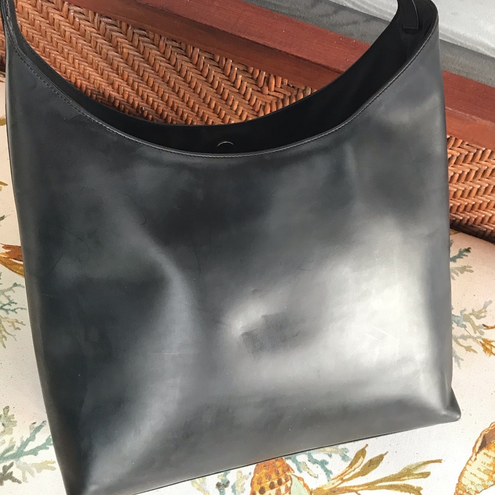 Gucci Black Leather Handbag - Picture 7 of 8